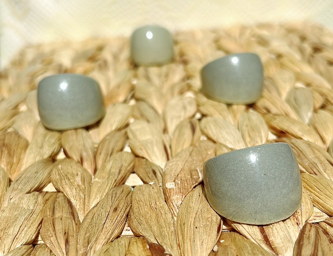 MAGNETIC COPPER DOME RING- SAND