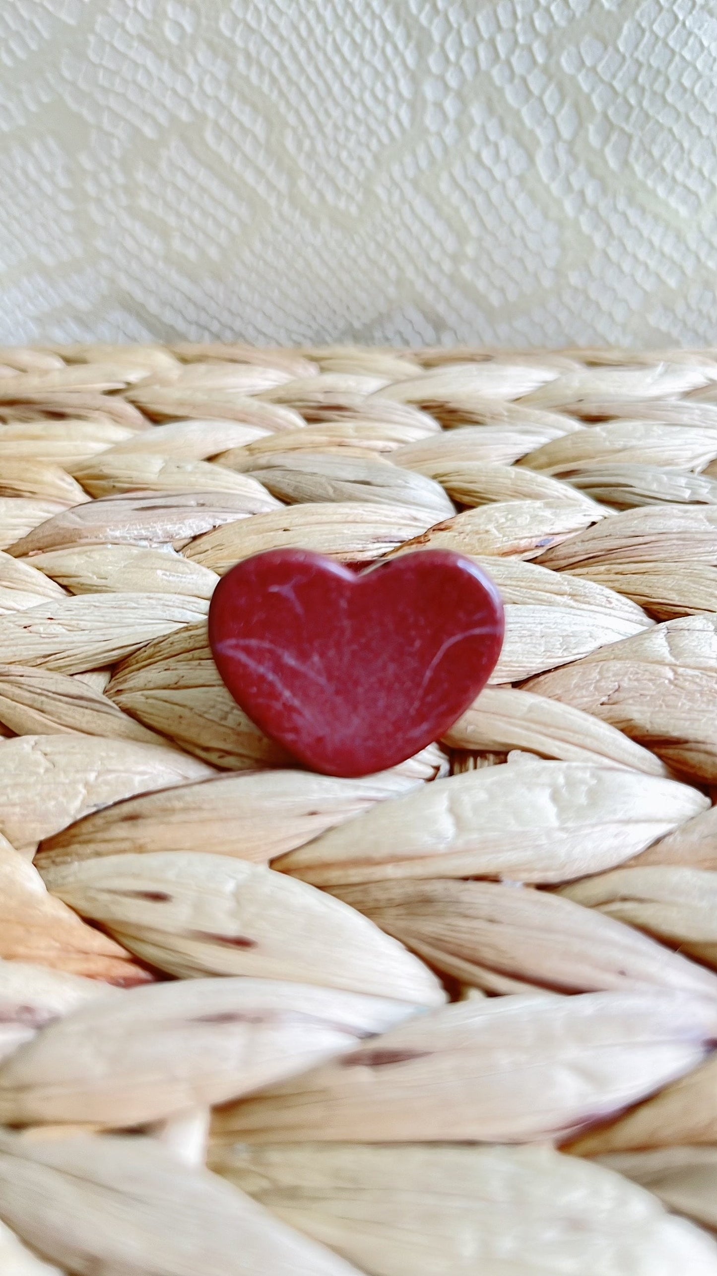 MAGNETIC COPPER HEART RING - RED WINE