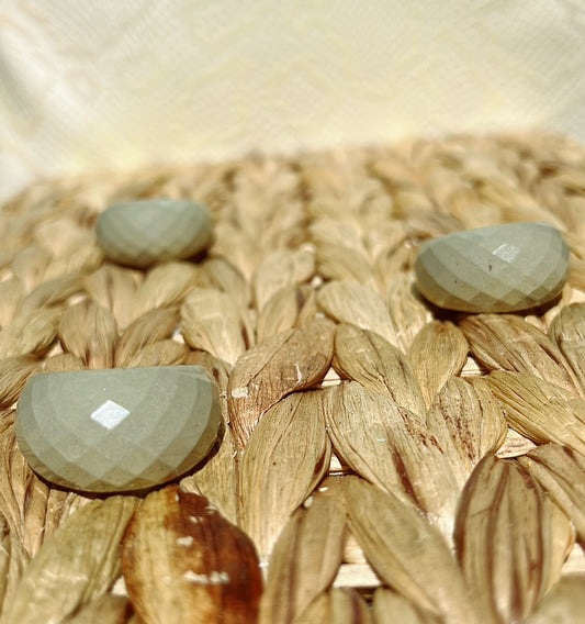 MAGNETIC COPPER BEVELED DOME RING- SAND