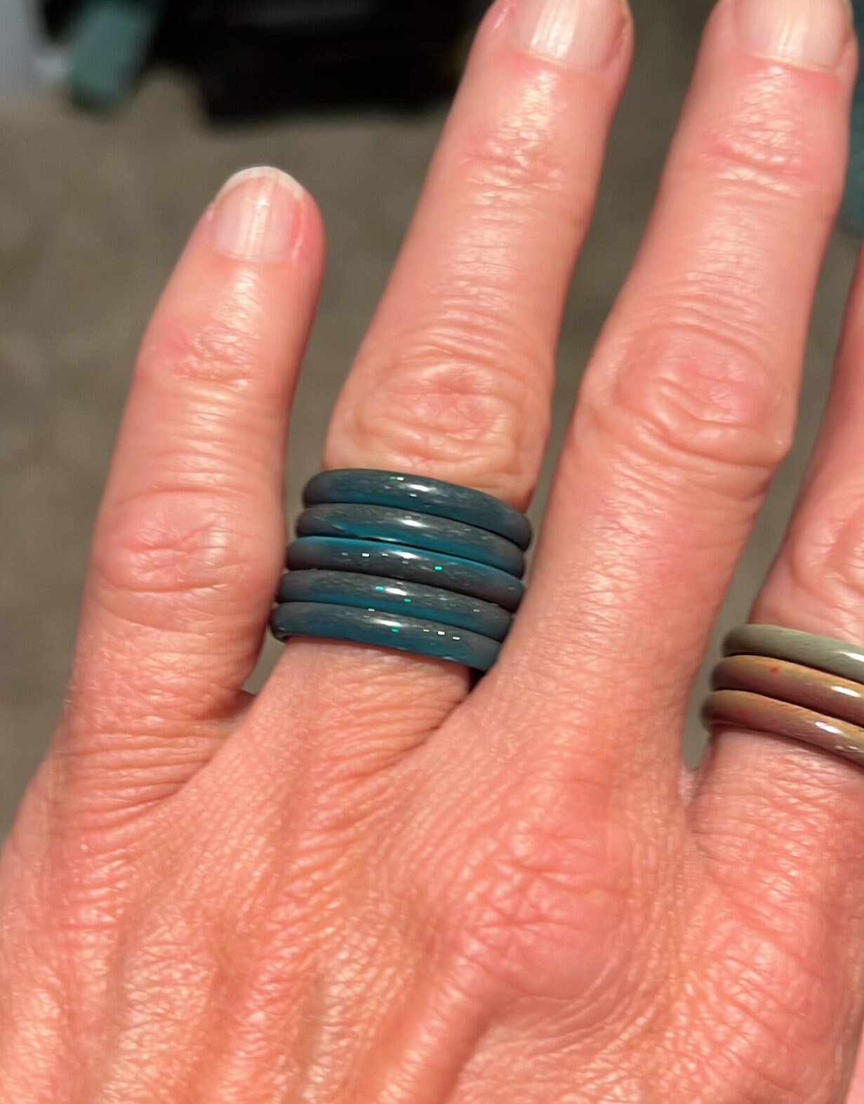 MAGNETIC COPPER 6MM BAND RING - SPARKLE OCEAN